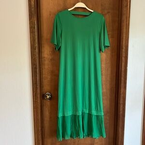 ASOS Maternity Size 6 Green Dress NWT